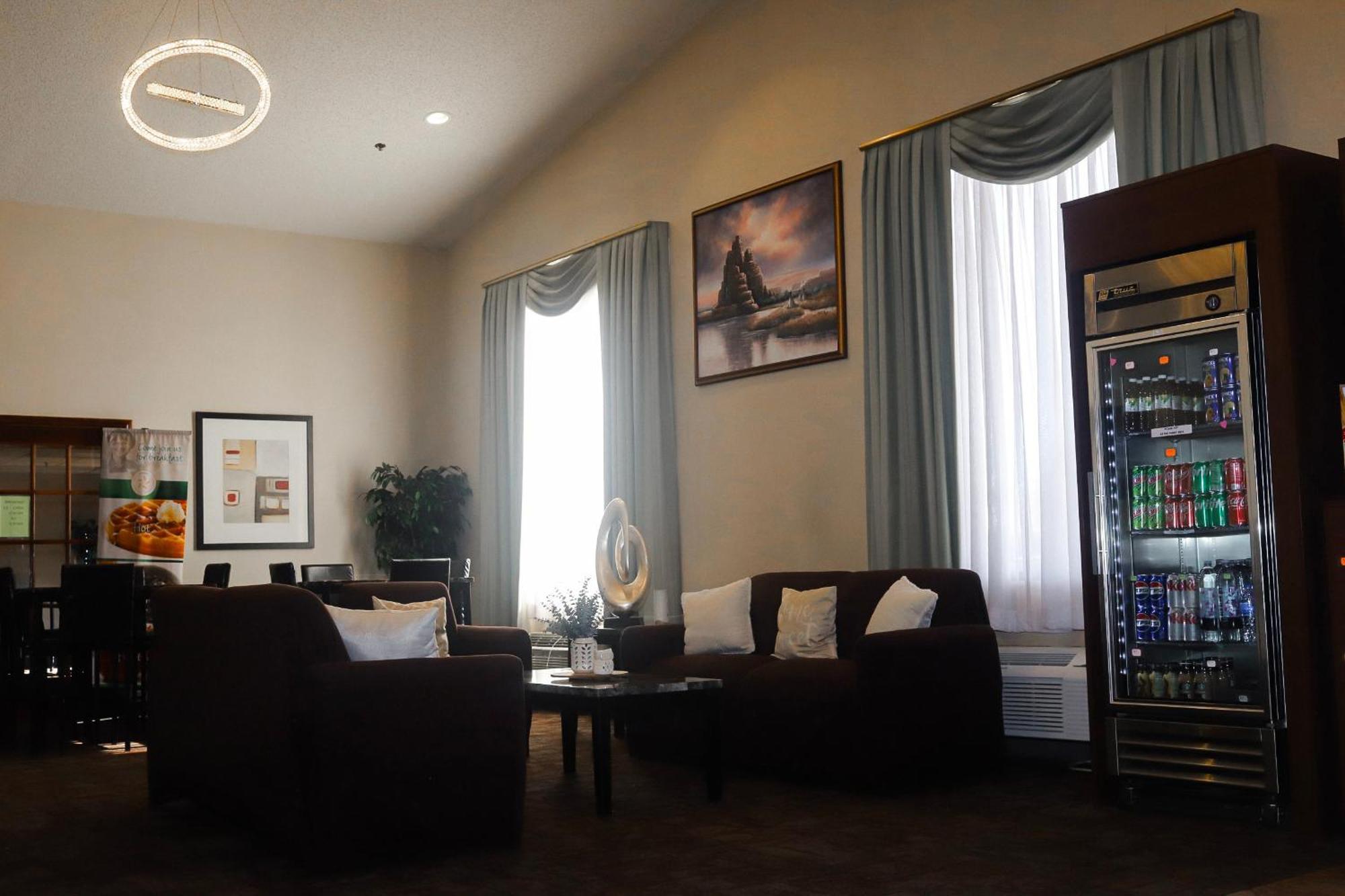 Quality Airport Inn 2*